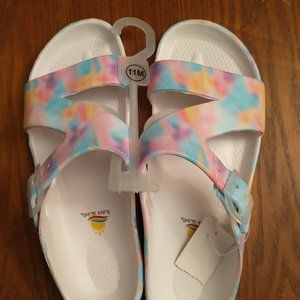 Woman's sandals size 11
